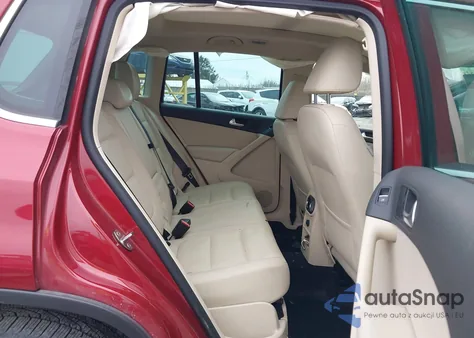 2016 Volkswagen Tiguan Se из США, поврежденный, VIN WVGAV7AXXGW061160